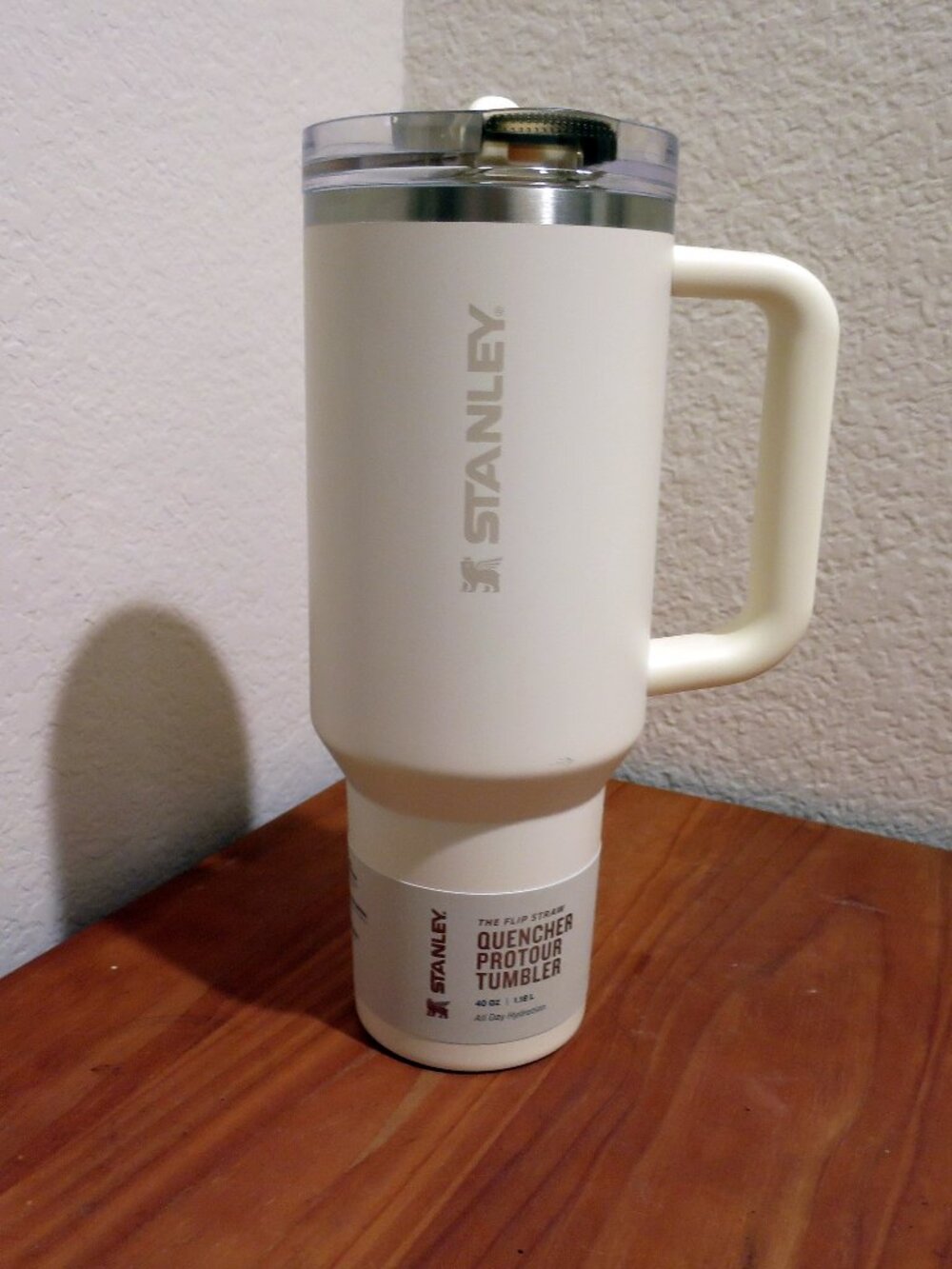 Stanley Quencher Protour Tumbler New 40oz Lid Flip Straw Cream White